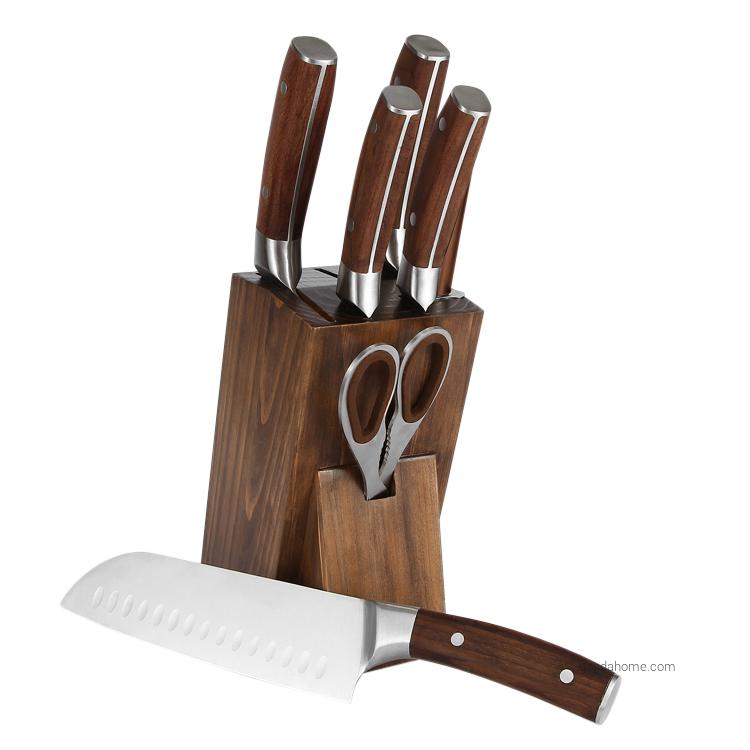 Набор из 7 кованых кухонных ножей с деревянной ручкой